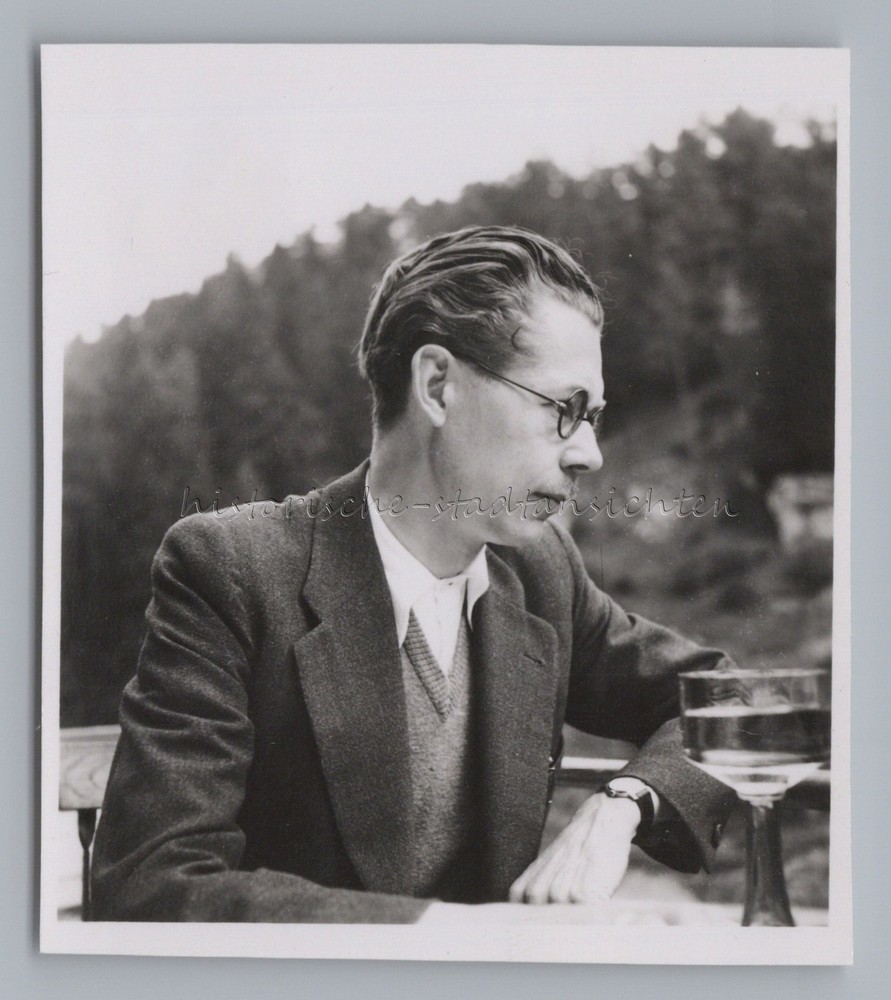 Young Man with Glass of Wine – Portrait – Vintage Photo 1930s