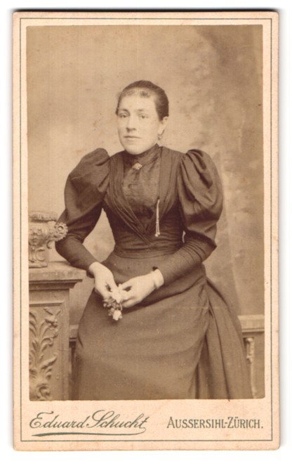 Photography Eduard Schucht, Zurich-Aussersihl, Casernen-Strasse 13, portrait jun