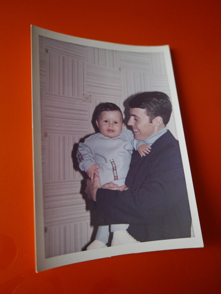 «WITH DADDY»: PHOTO, PHOTOGRAPHY, BABY, TODDLER, FASHION, FATHER, MAN, DAD, STYLE!