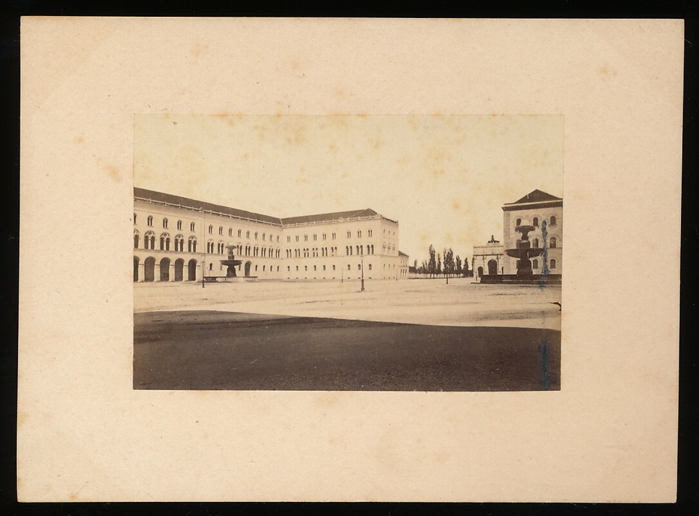 Photo on Cardboard – Munich – Circa 1870s