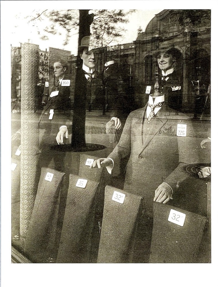 Eugène Atget (1857-1927) Art Photo Print Card – Store, avenue des Gobelins