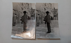 VTH 2 photos Jewish man praying at the Wailing Wall Jerusalem, Israel Holy City