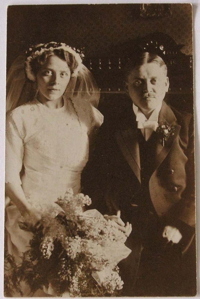 Photography – Wedding Photo – Unknown Photographer – Postcard
