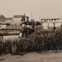 WWII Military Photo On Motorcycle With Machine Gun C. Cinzano 1940 (F 013)