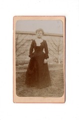 CDV Photo Lady Portrait / Fine Lady / Named – Vernon 1902