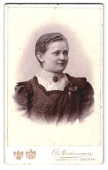 Photograph Ad. Hartmann, Dessau, Franz Street, portrait of a lady