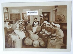 Excellent Photo Women Peeling Pumpkin Cooking Halloween 1930s Vintage (F2635