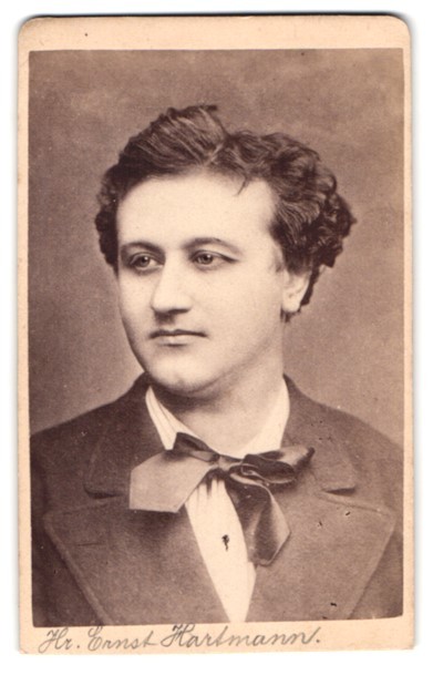 2 photographs couple of actors Ernst Hartmann and Helene Hartmann, Burgtheater