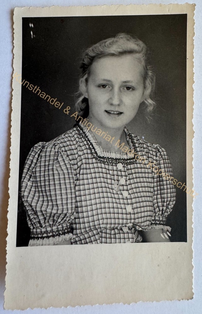 orig. Photo postcard children child fashion around 1942 girl