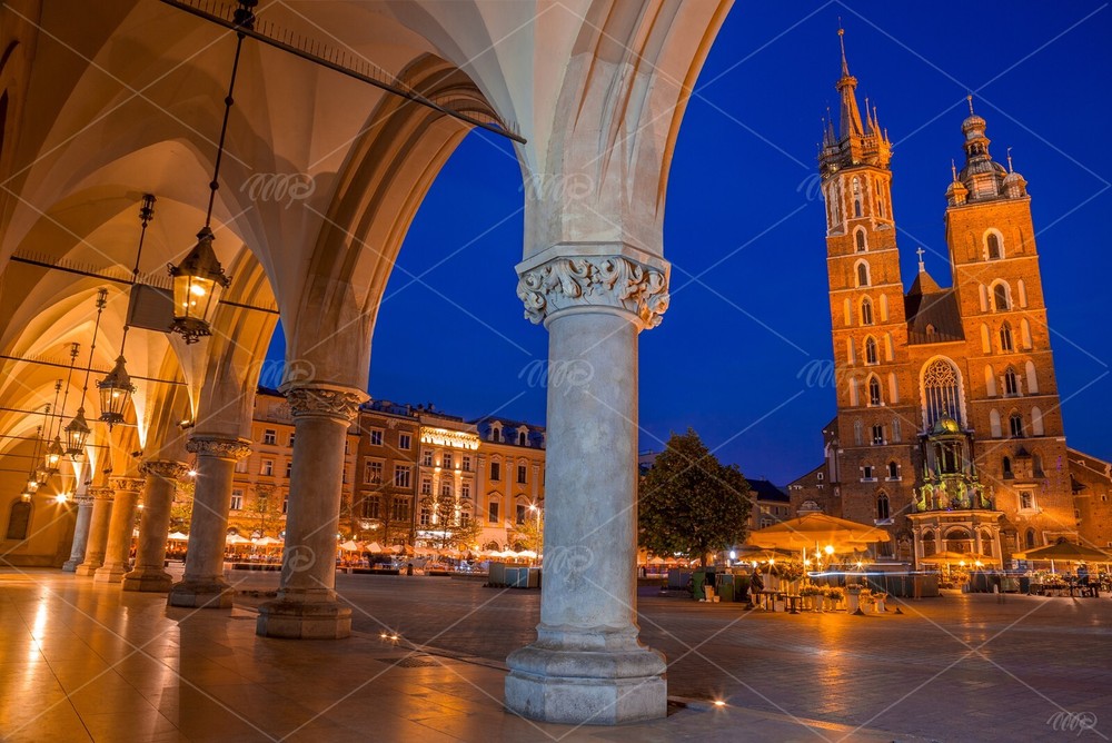 Evening Colonnade and Market Square of Krakow – Print 12*18in(305*458mm)