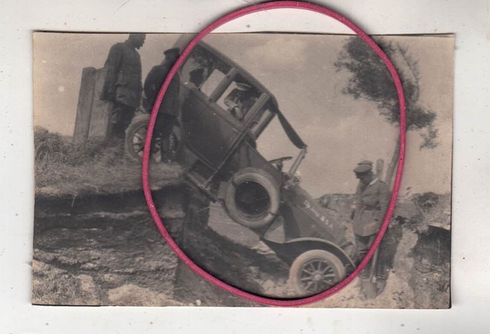 PHOTO PHOTO CAR AUTOMOBILES ACCIDENT ARMY CAR WW1