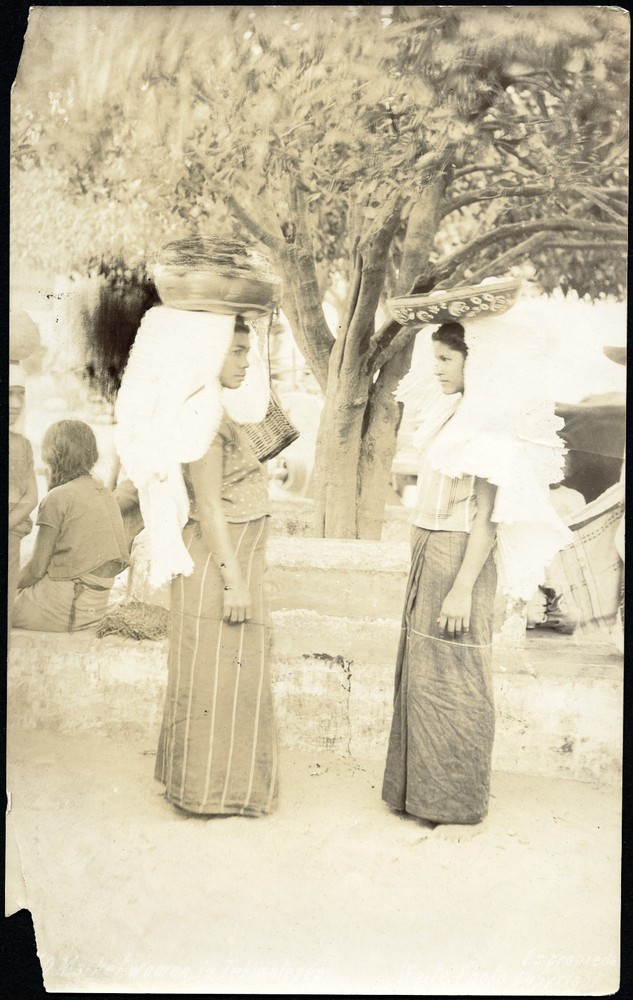 Larger size C. B. WAITE photo , women in Tehuantepec, market, Mexico, rare, ,