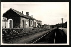Photograph Lifton / Devon, Lifton station with tracks