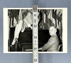 Harry S. Truman & Lauren Bacall 1945 Art Photo Print Card Fotofolio 4”x6”