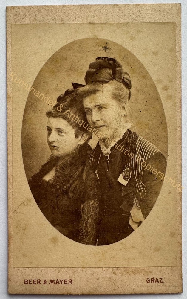 orig. CDV photo photograph old picture woman lady fashion around 1875 Graz Beer Mayer