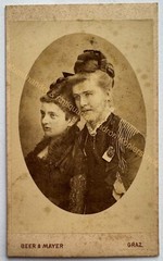 orig. CDV photo photograph old picture woman lady fashion around 1875 Graz Beer Mayer