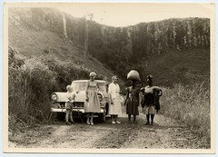 Africa Portrait – Woman & Child Car Landscape – Photo Antique An. 1950 60