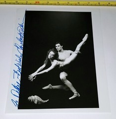 JOFFREY BALLET SIGNED 8×10 PRESS PHOTO ELIZABETH PARKINSON DANCE BALLERINA VTG