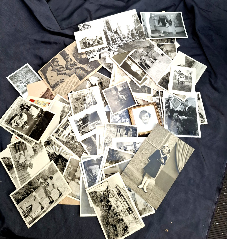 80 ancient B/W photos + 2 newspaper reports + negatives + 2 cards… originals well maintained