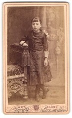 Photograph Gustav Wetzel, Dresden, Prague Str. 6, Bachstr. 5, young girl in